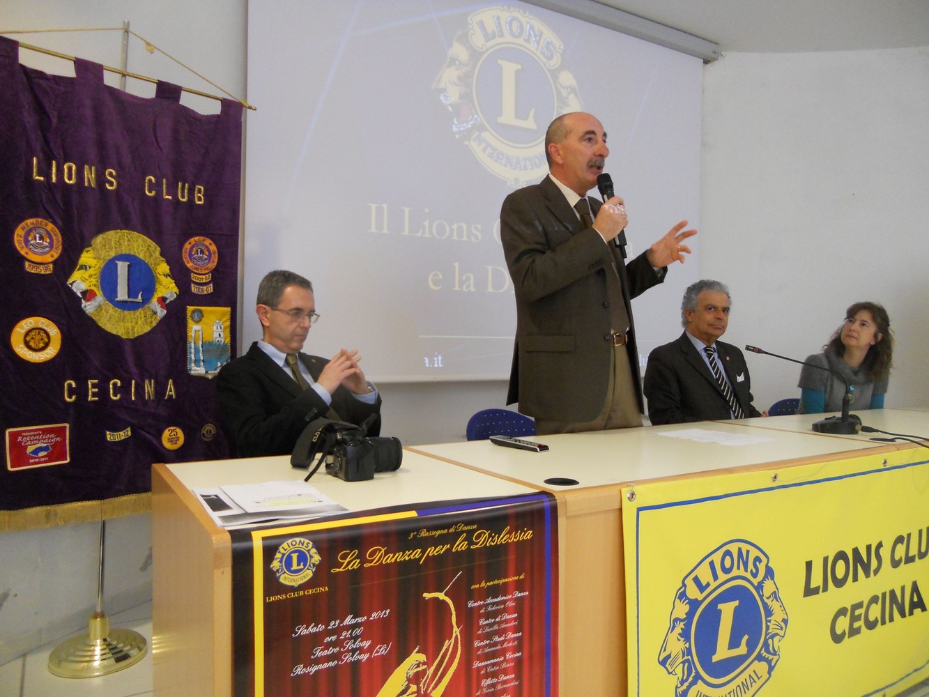 I Lions toscani per la dislessia: diciannove computer alle scuole