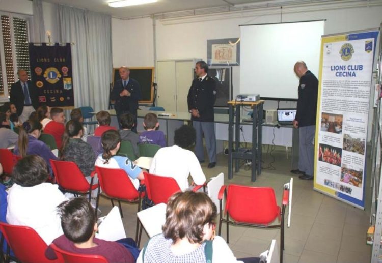 La sicurezza in internet alla Scuola «Carducci» di Rosignano