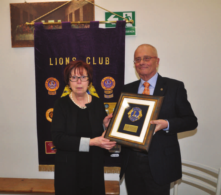 L'XI Premio Lions ai volontari della «Sorgente del Villaggio»