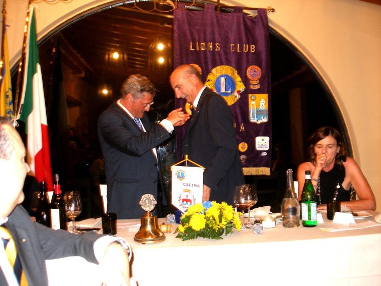 Festa della Charter e passaggio della campana a Ivo Baggiani
