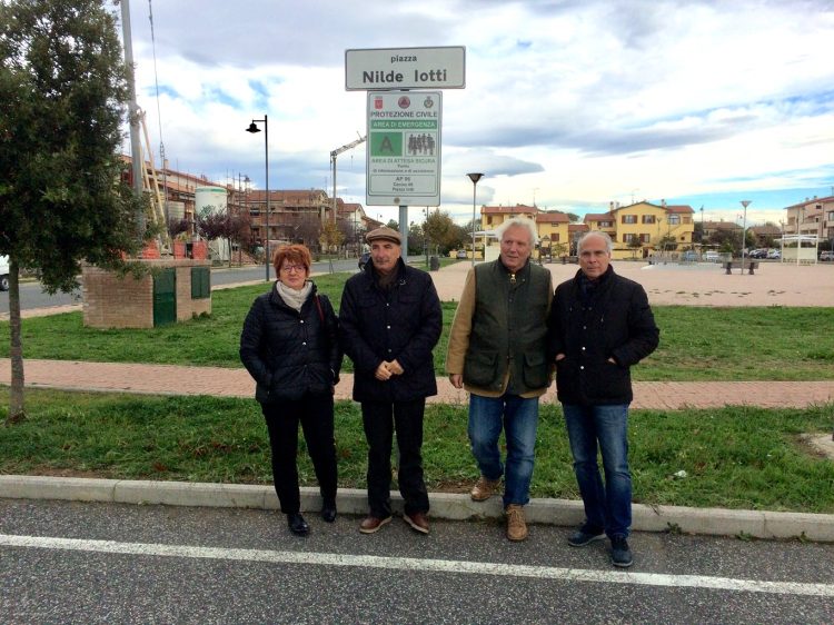 Donazione dei cartelli «Area di attesa sicura» al Comune di Castagneto Carducci